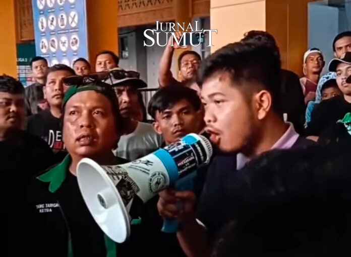 Benarkah Gaji PSMS Medan Ditunggak? Menyikapi Pernyataan Arie Direktur Sepakbola Ayam Kinantan